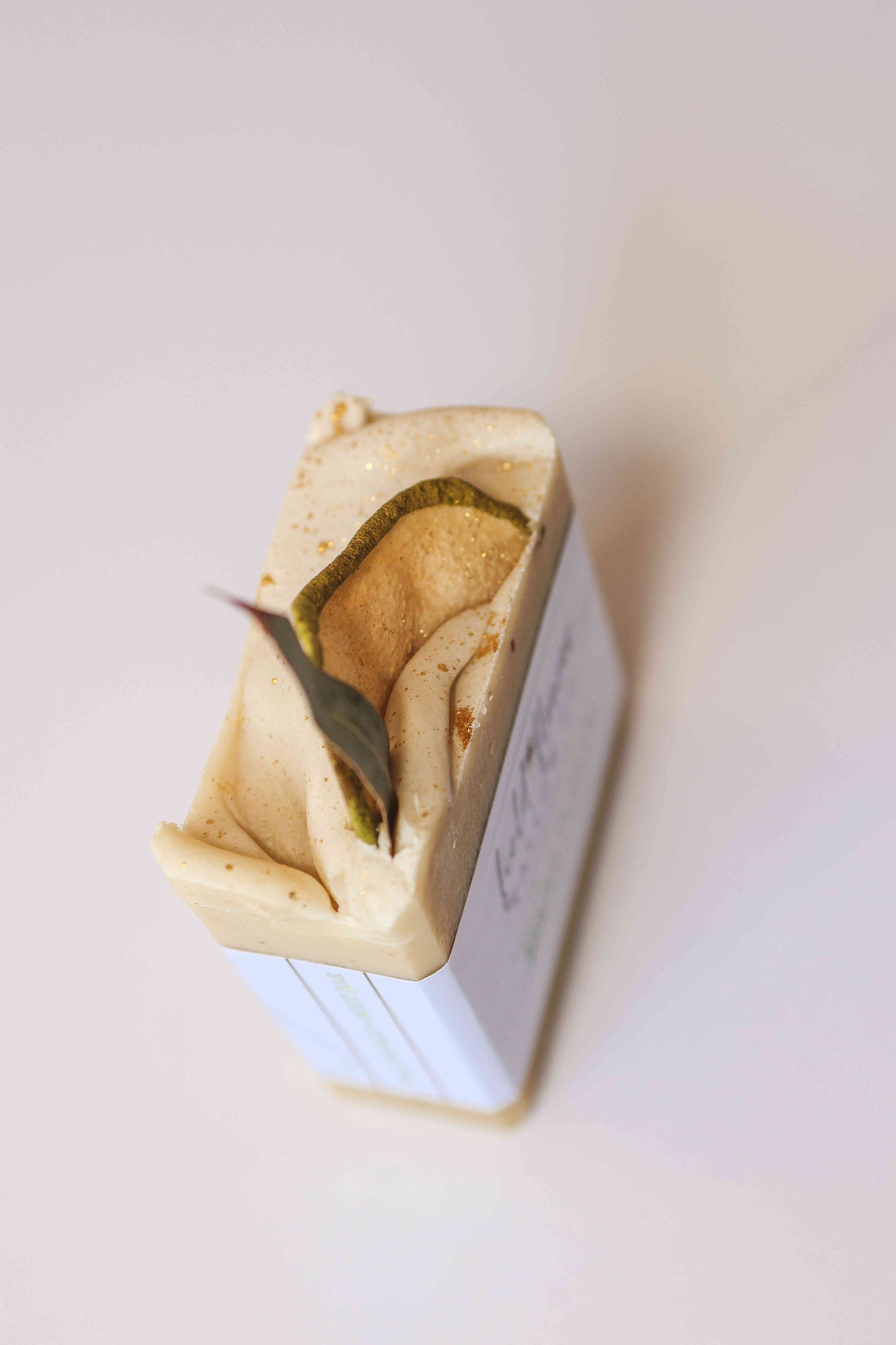 Minted Pearleaf Tallow + Goat's Milk Soap